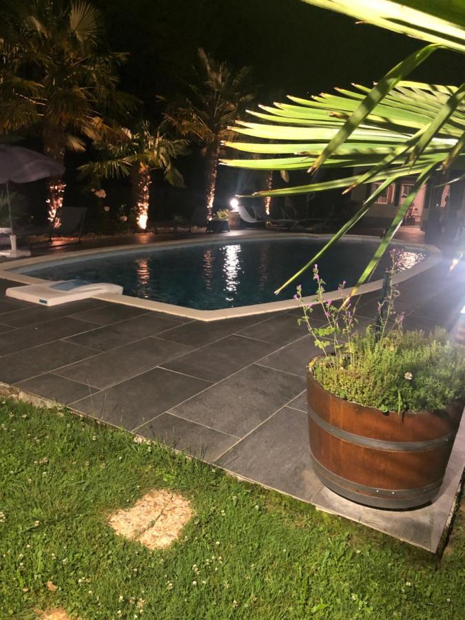 Villa Bergerac Avec Piscine מראה חיצוני תמונה